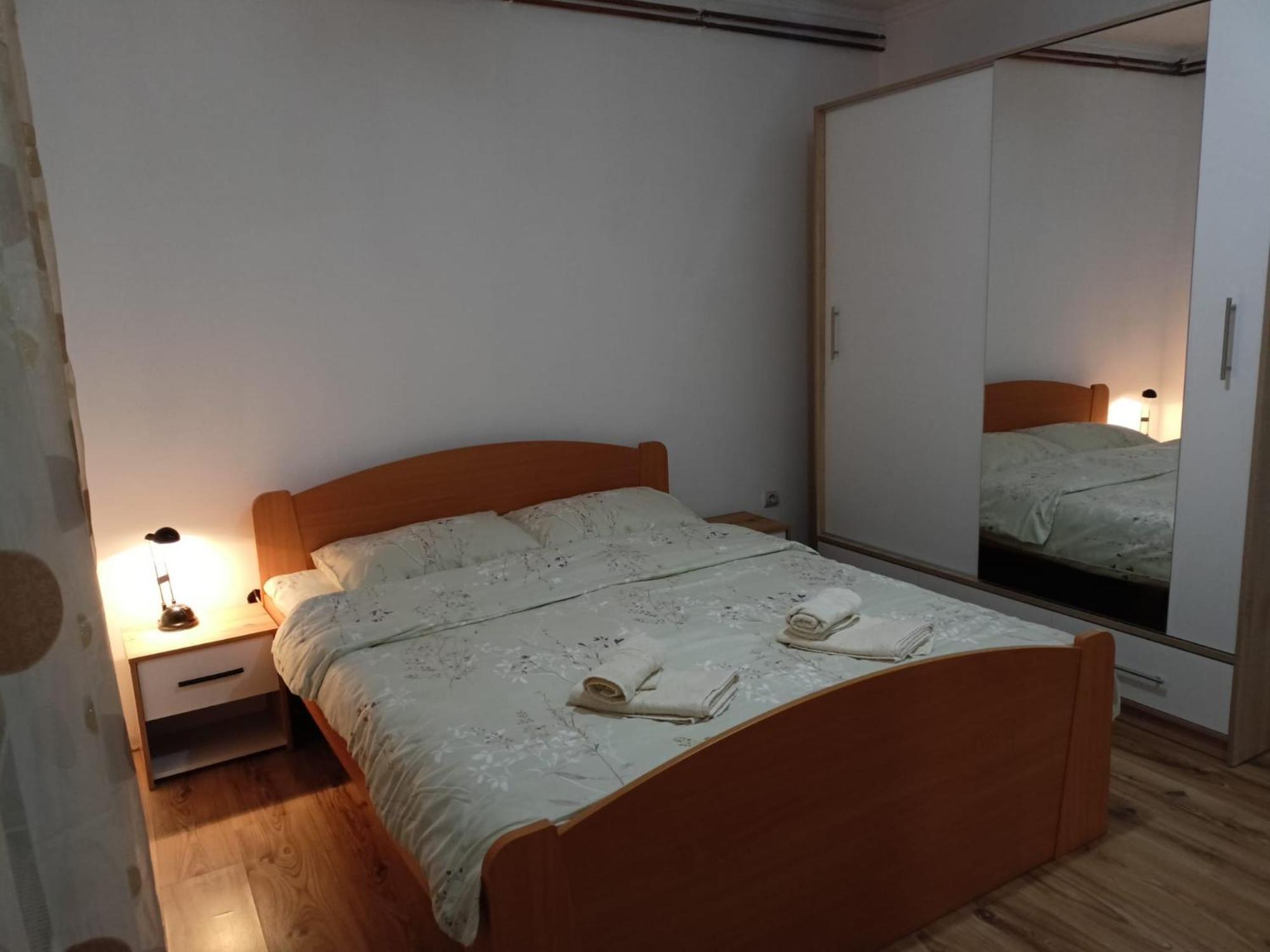 Apartmani Dora Leskovac Leskovac  Buitenkant foto